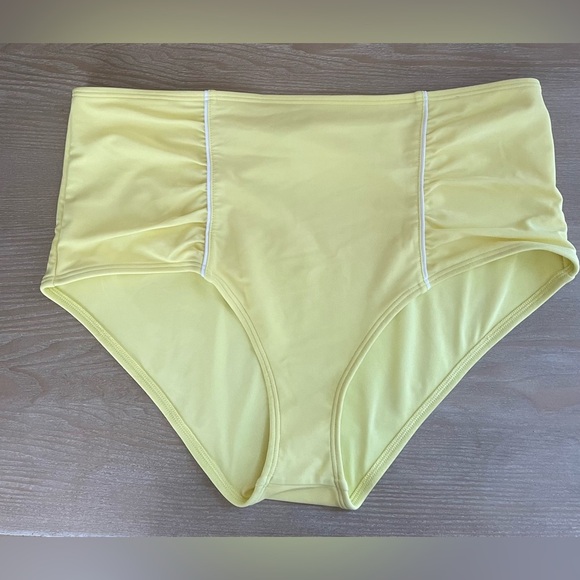 Aerie high waisted yellow, white piping bikini bottoms with side ruching;size XL - Picture 1 of 6